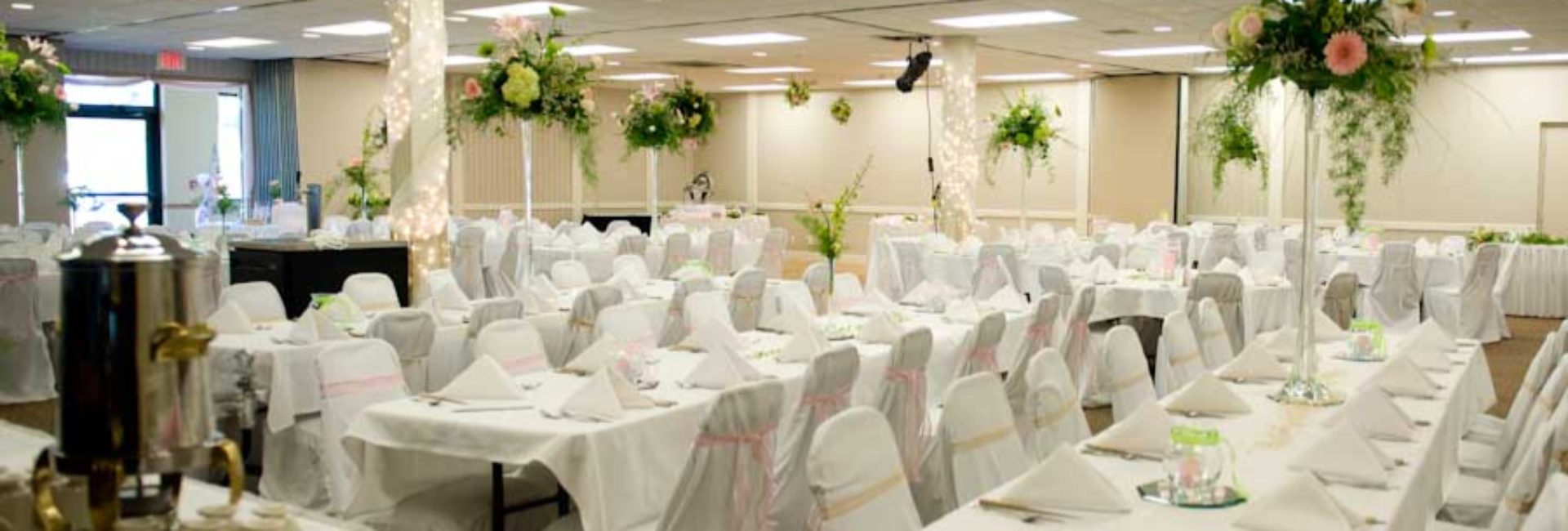 Red Oak Iowa Weddings & Banquets | Red Coach Inn and Restaurant